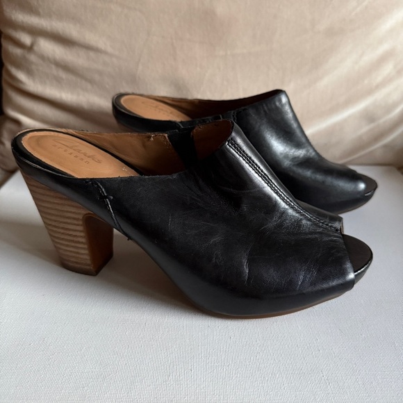 Clarks Shoes - Clarks Black Leather Open-Toe Clog Mules Women Size 7.5